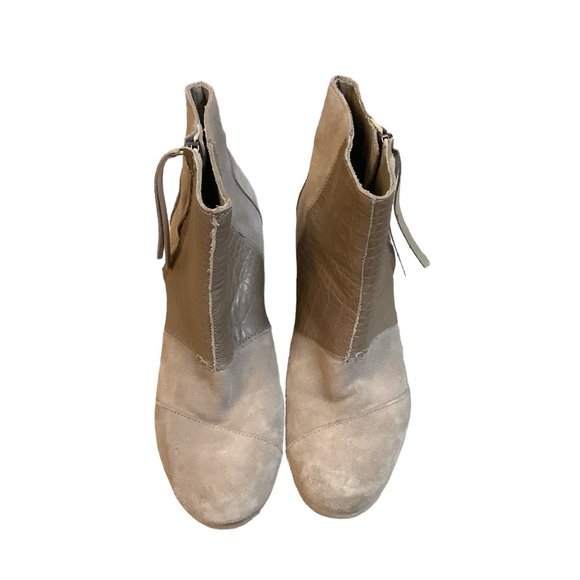 TOMS Beige Suede Side Zip Wedge Heel Bootie -SIze 10 - Picture 3 of 9